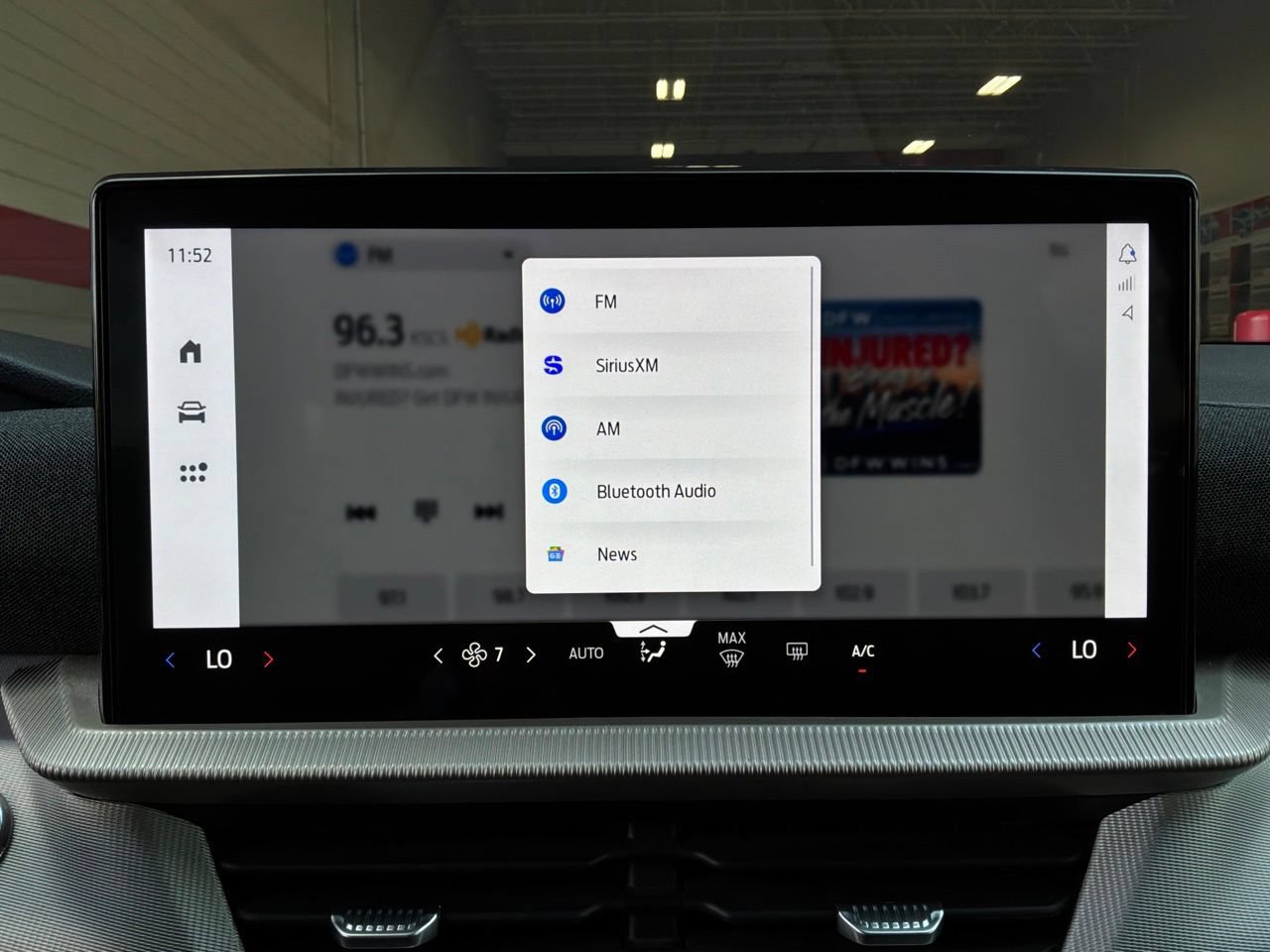 Used 2026 Ford Explorer Active RWD image 35