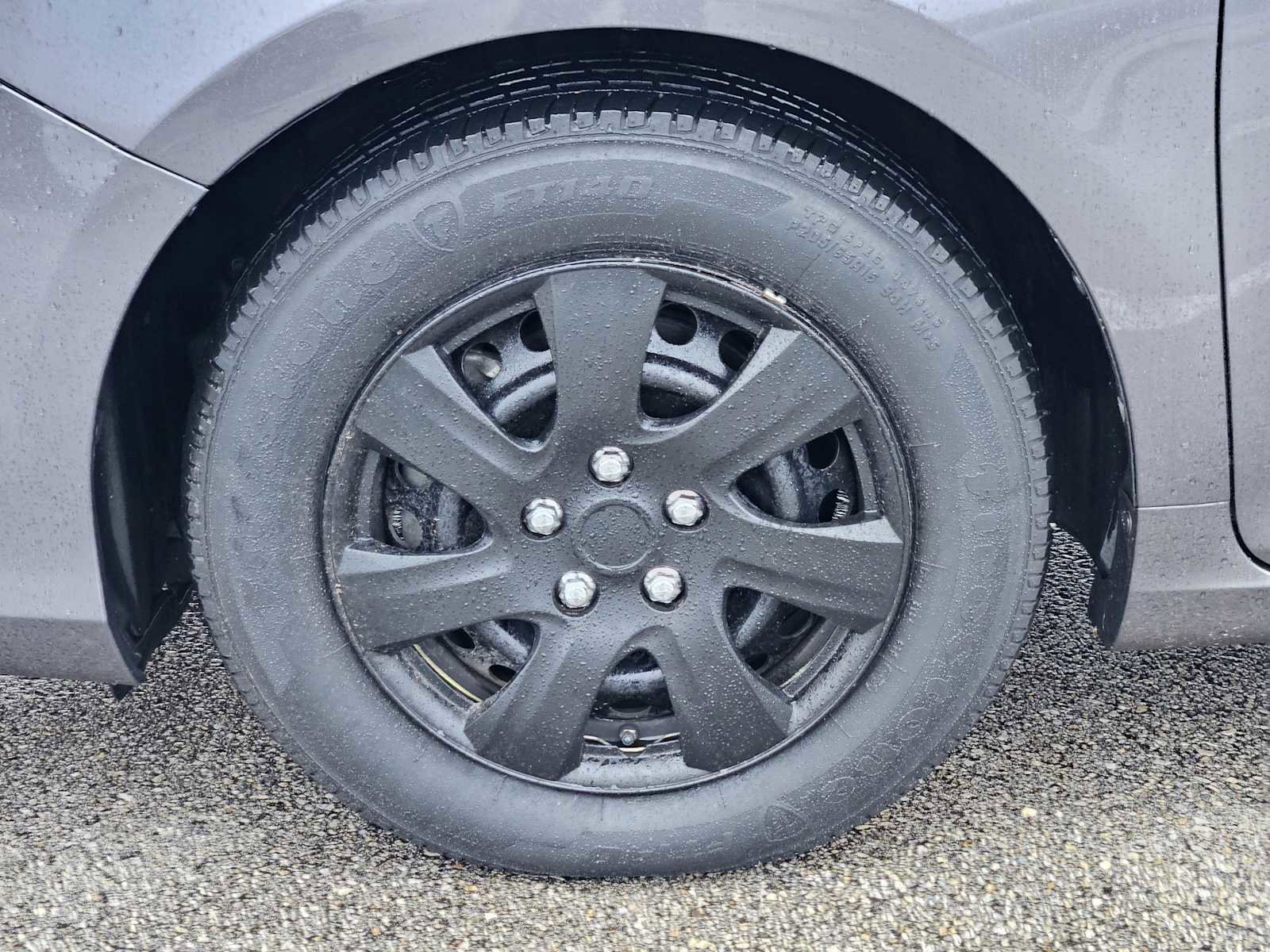 Used 2014 Toyota Camry L FWD image 9