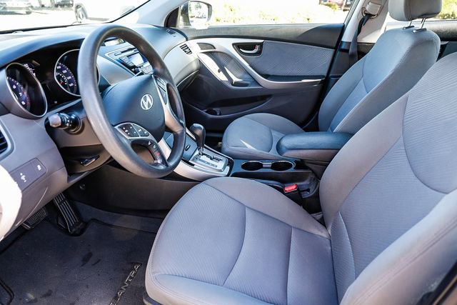 Used 2013 Hyundai Elantra GLS w/ Preferred Pkg FWD image 16