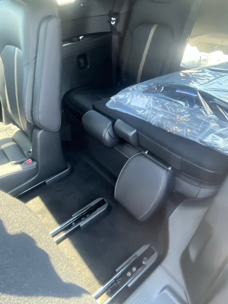 New 2026 MAZDA CX-90 Plug-In Hybrid w/ Premium Plus AWD/4WD image 9