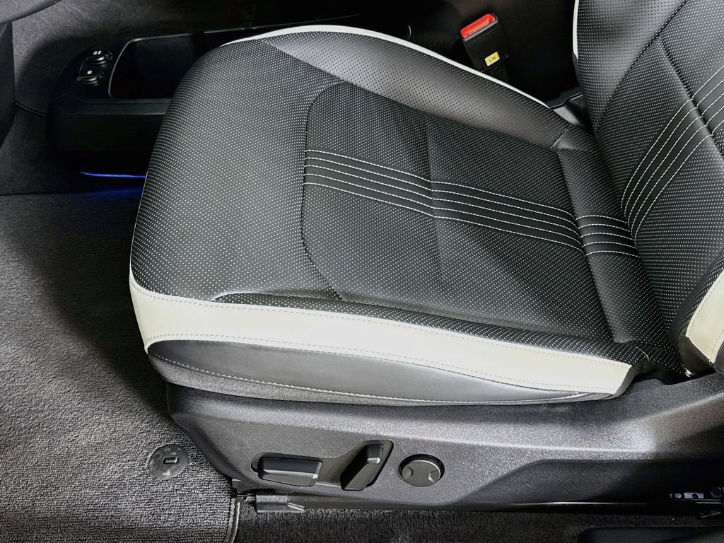 Used 2024 Kia EV6 GT-Line AWD/4WD image 22