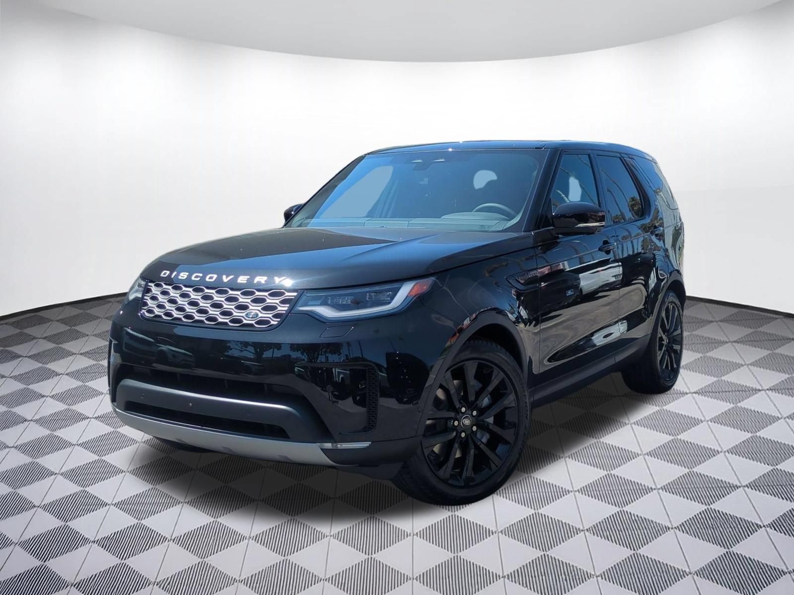 New 2026 Land Rover Discovery S