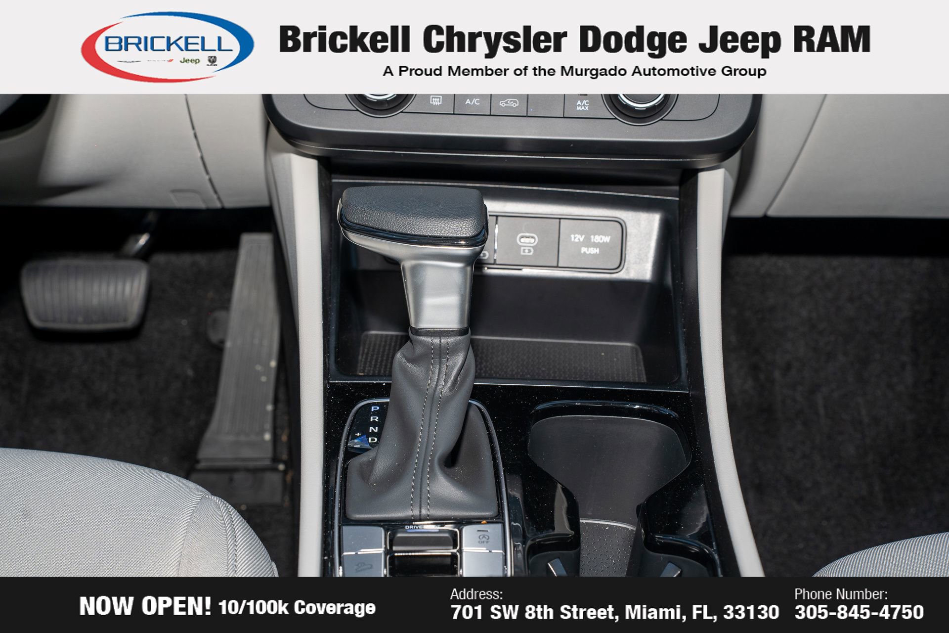 Used 2025 Hyundai Tucson SE image 23