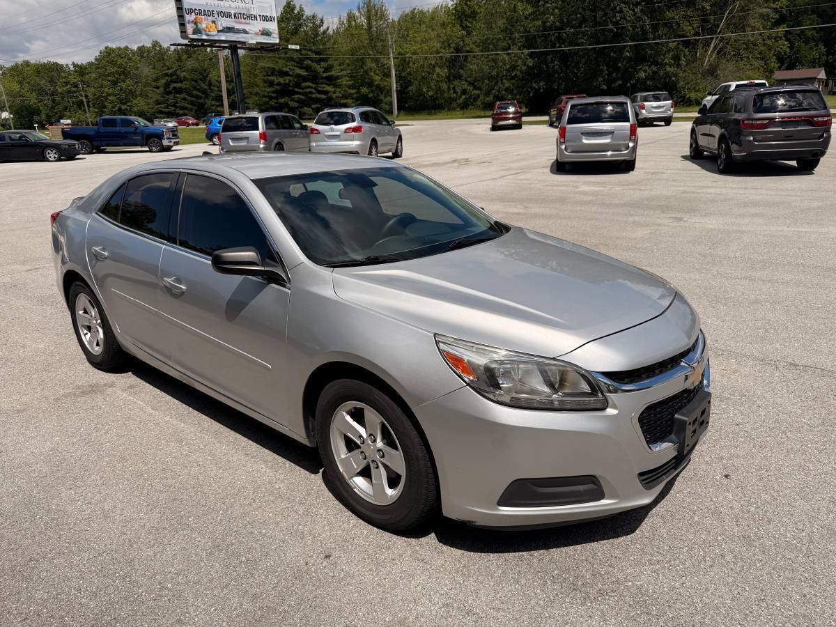 Used 2014 Chevrolet Malibu LS w/ Protection Package FWD image 4