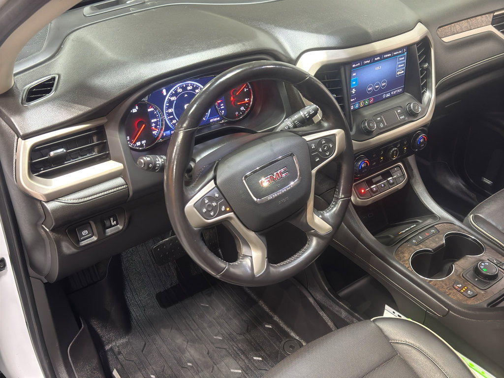 Used 2020 GMC Acadia Denali w/ GMC Pro Grade Package image 19