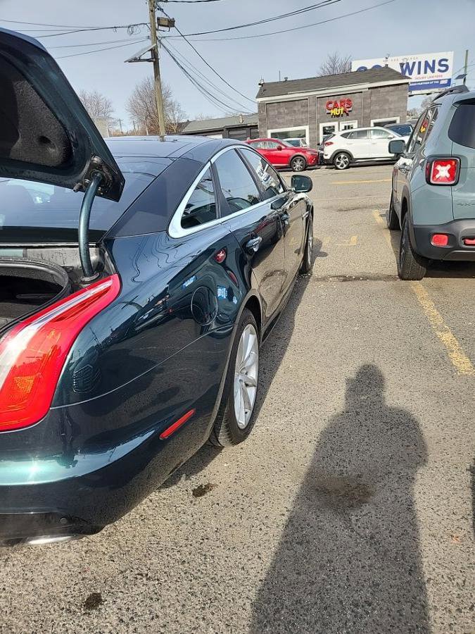 Used 2016 Jaguar XJ R-Sport image 4