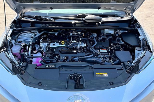 Used 2025 Toyota Prius LE image 28