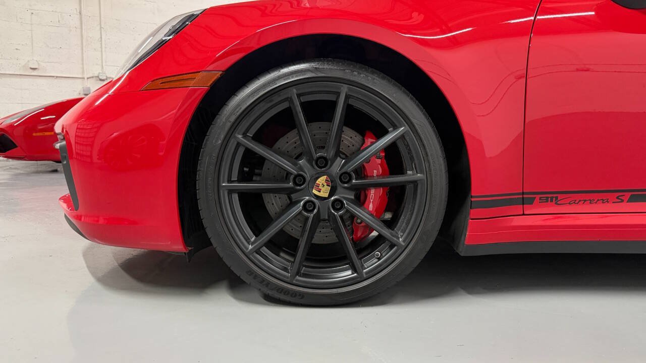 Used 2020 Porsche 911 Carrera S RWD image 33