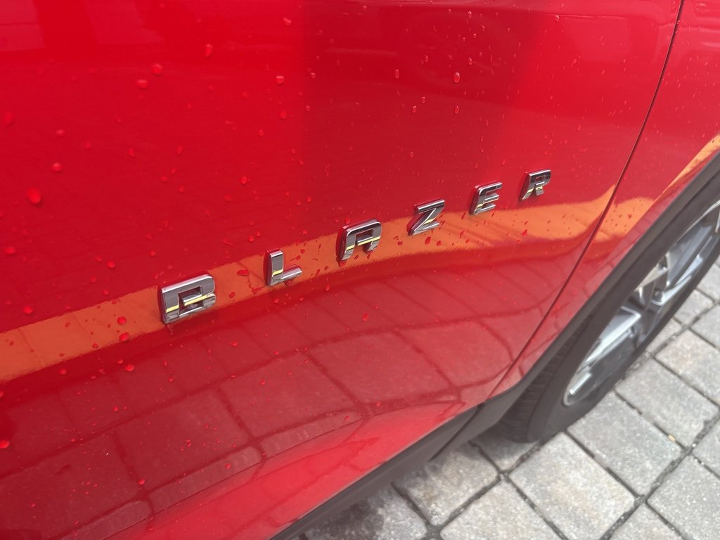 Used 2023 Chevrolet Blazer LT image 13