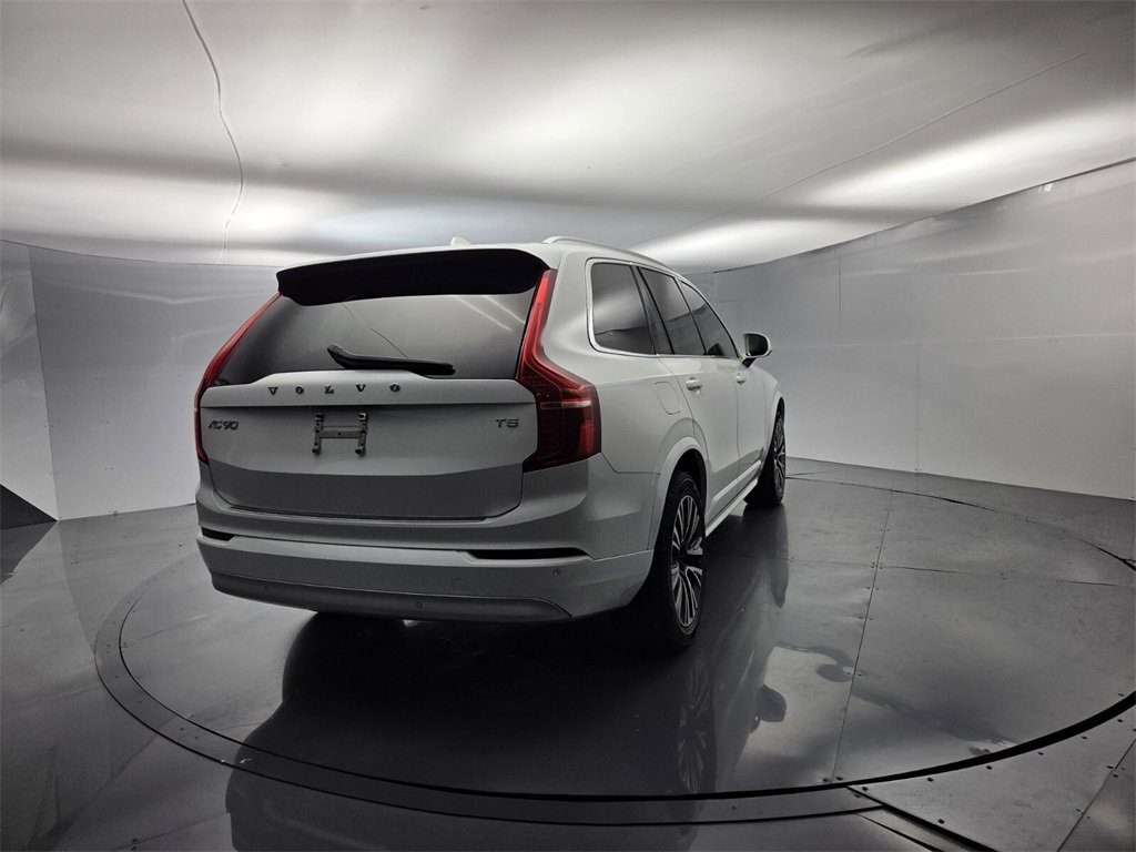Used 2022 Volvo XC90 T5 Momentum w/ Advanced Package image 11