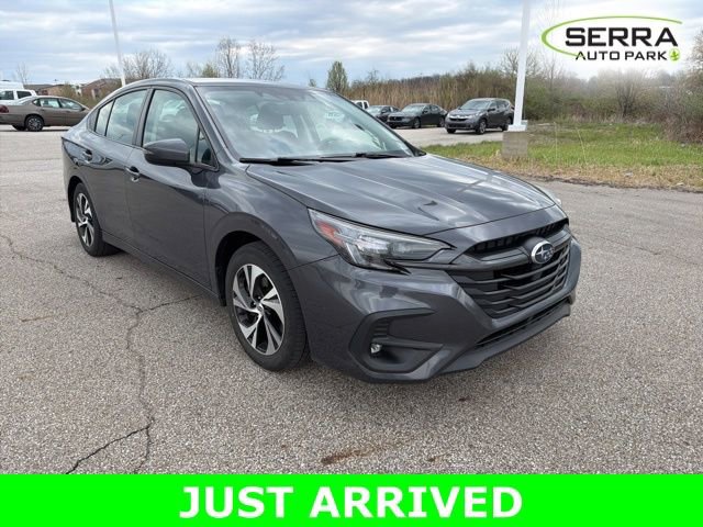 Used 2023 Subaru Legacy Premium image 2