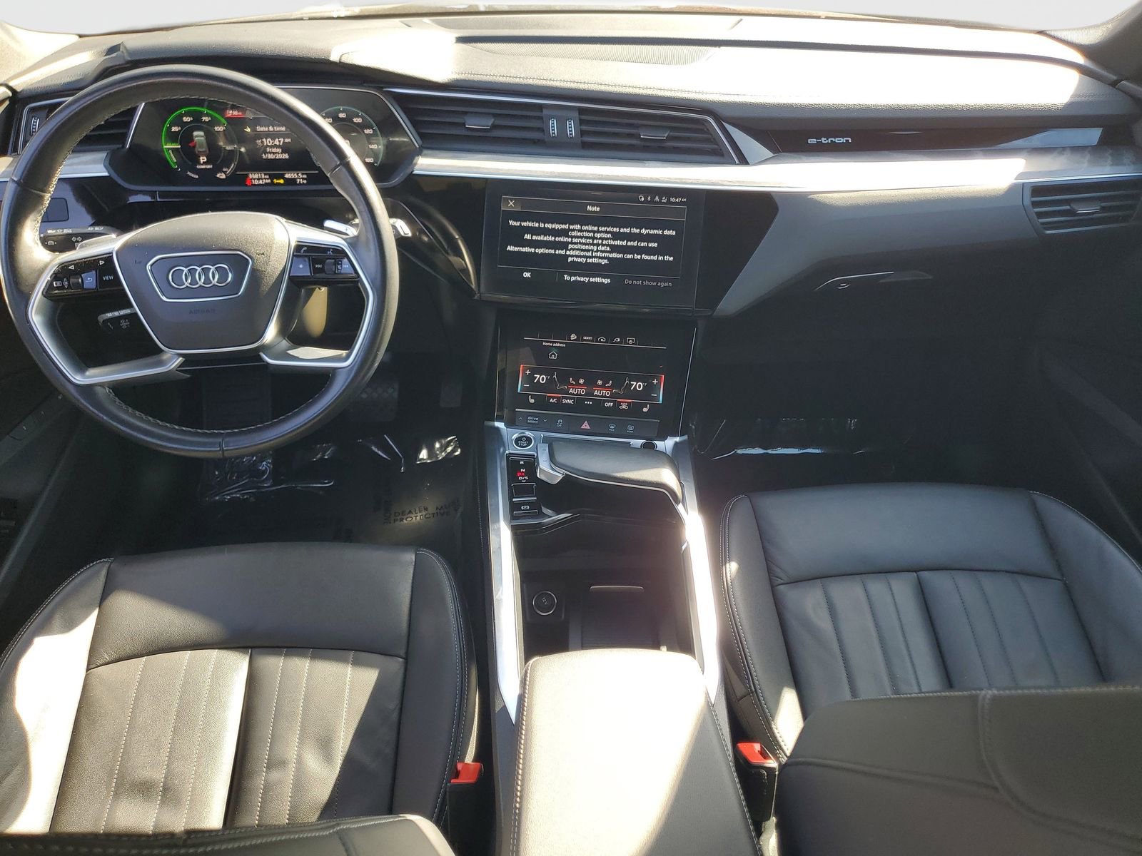 Used 2023 Audi e-tron Premium image 11