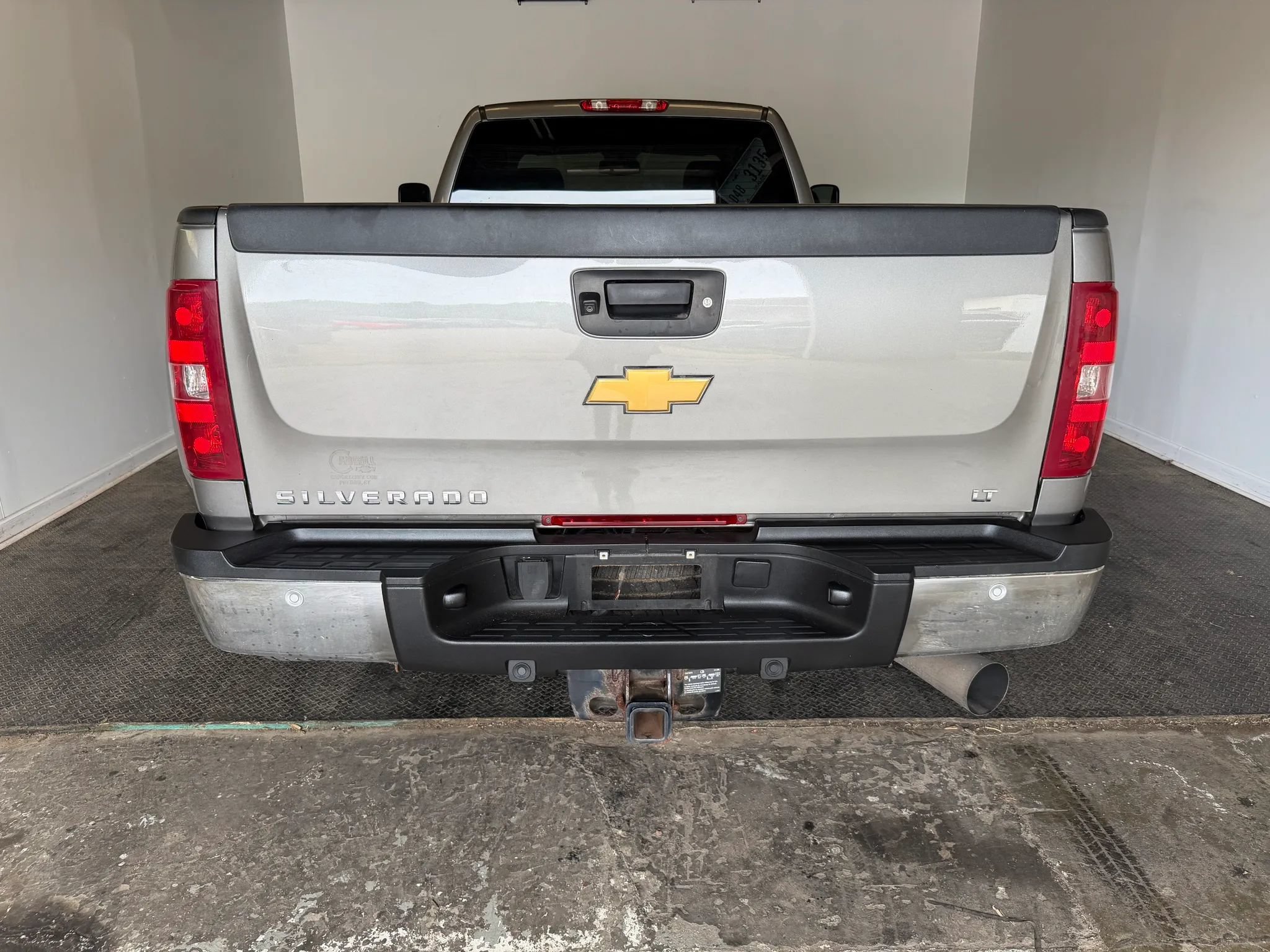 Used 2013 Chevrolet Silverado 3500 LT w/ Interior Plus Package AWD/4WD image 6