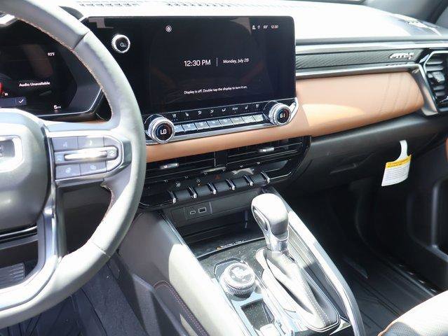 New 2025 GMC Canyon AT4 w/ Nightfall Edition image 34