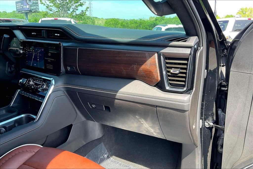 Used 2025 GMC Sierra 2500 Denali Ultimate AWD/4WD image 29