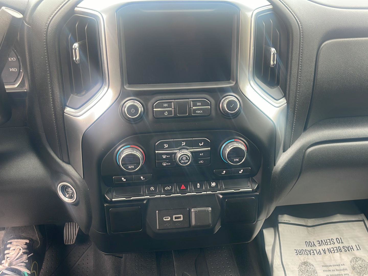 Used 2019 Chevrolet Silverado 1500 LT w/ All-Star Edition AWD/4WD image 14