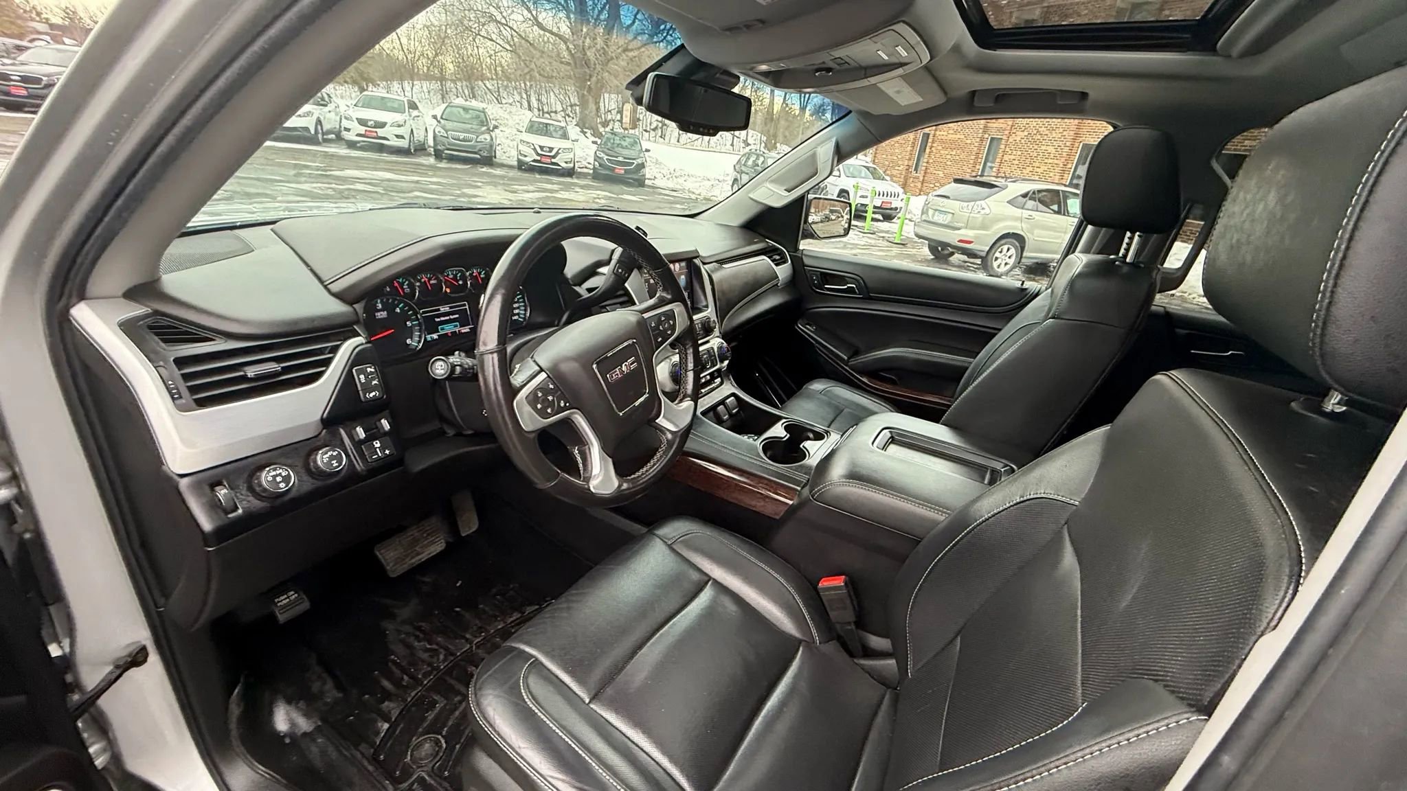 Used 2018 GMC Yukon SLT w/ Open Road Package image 13