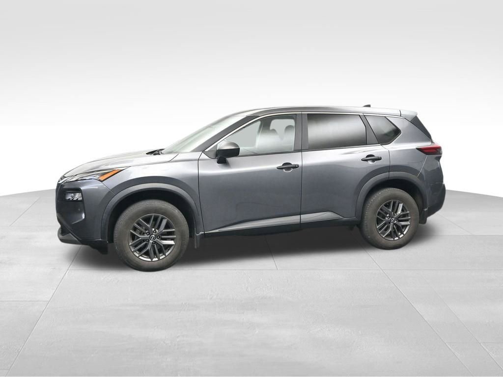 Used 2023 Nissan Rogue S AWD/4WD image 2