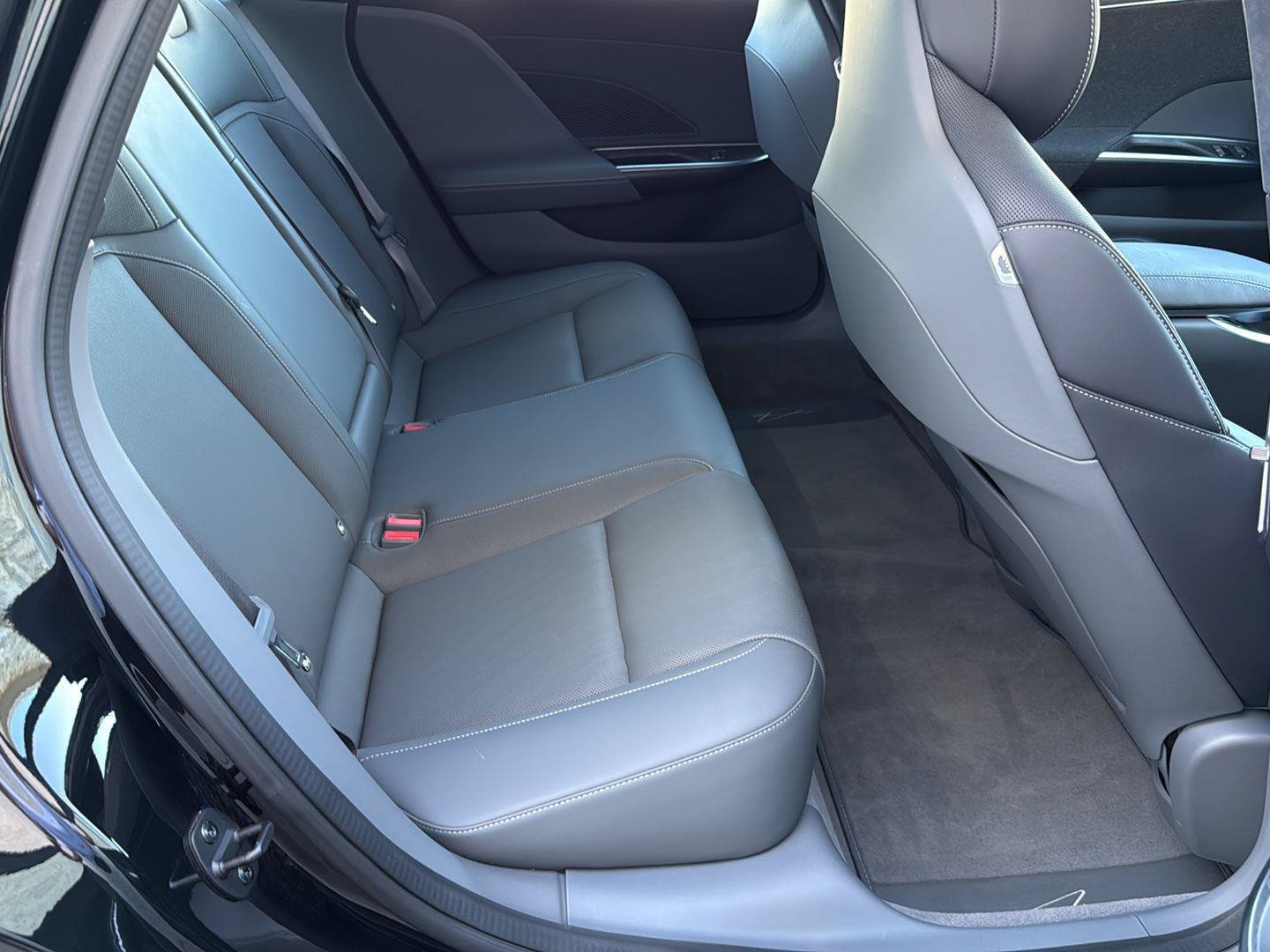 Used 2023 Lucid Air Pure AWD/4WD image 27
