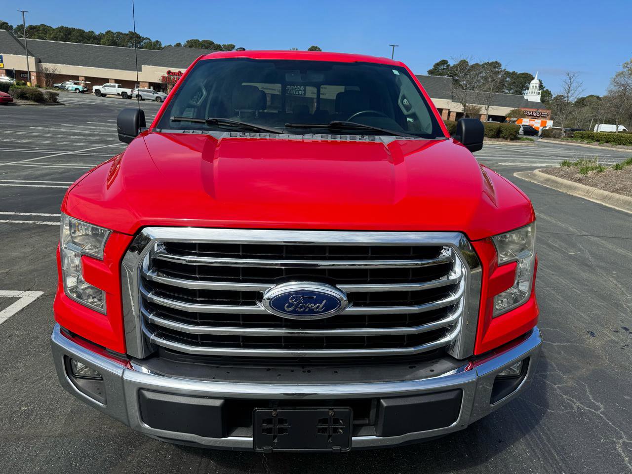 Used 2015 Ford F150 XLT w/ Equipment Group 302A Luxury image 8