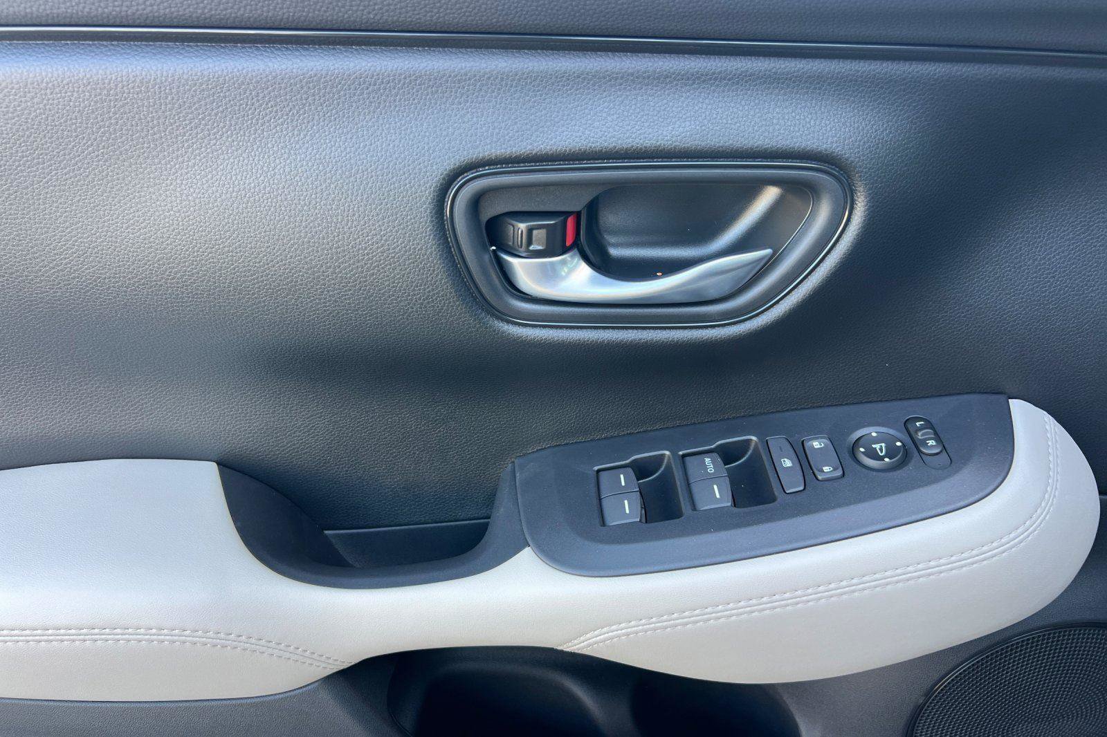 New 2026 Honda HR-V LX image 11