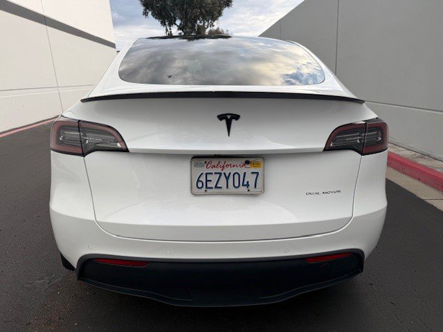 Used 2020 Tesla Model Y Long Range image 9