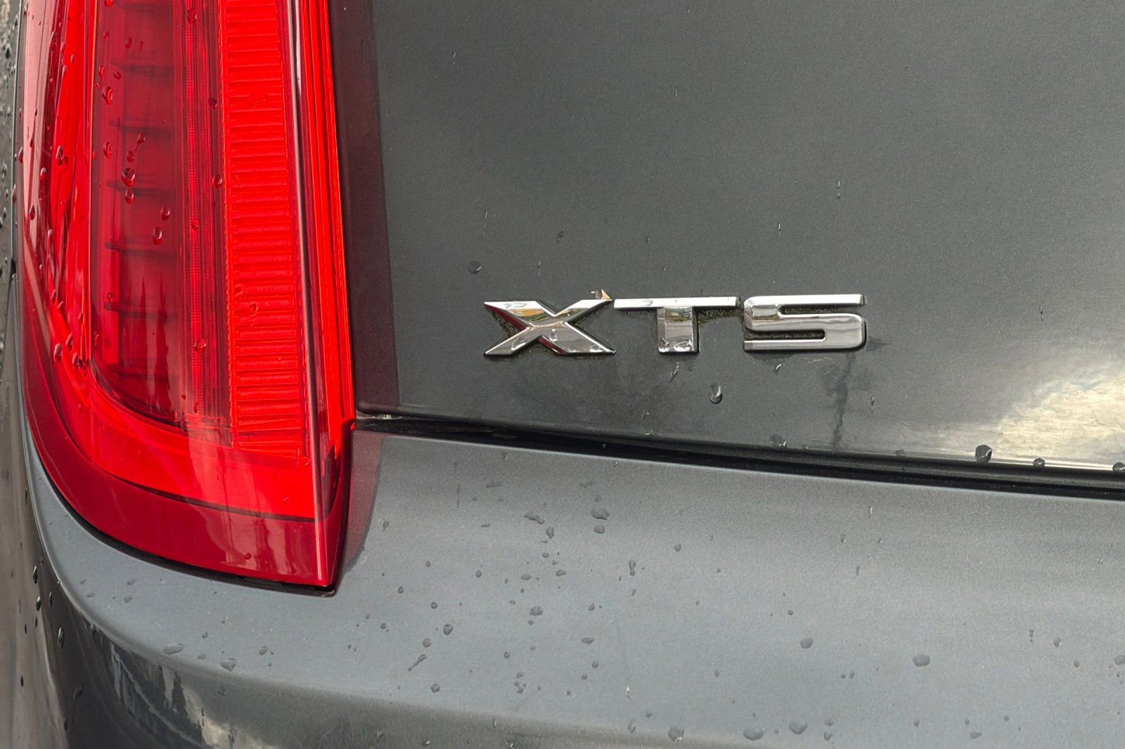 Used 2015 Cadillac XTS Luxury image 27