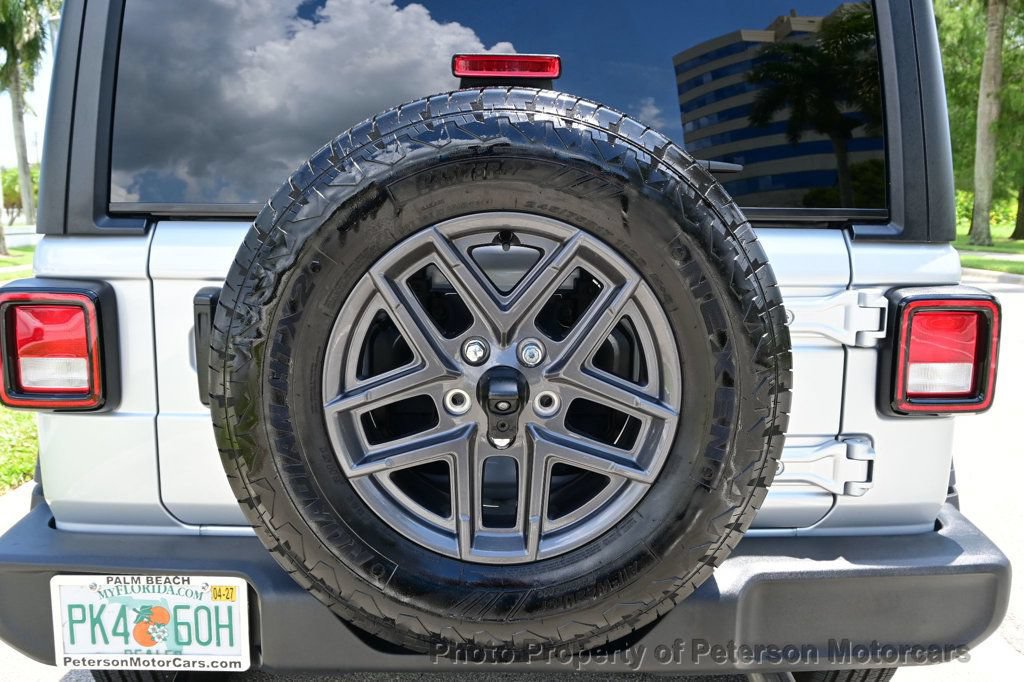 Used 2024 Jeep Wrangler Sport AWD/4WD image 15