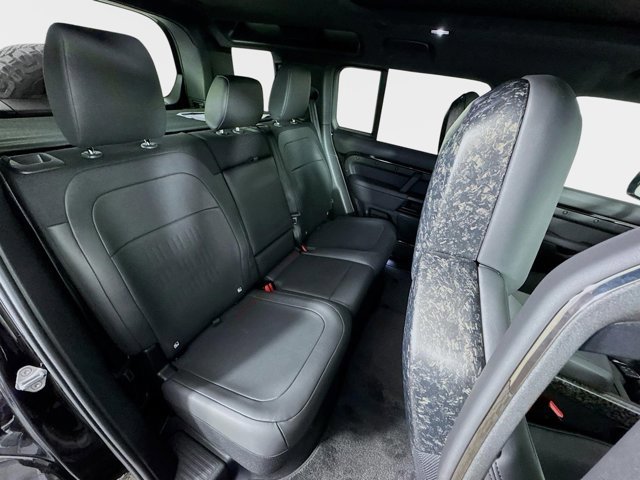 New 2026 Land Rover Defender 110 OCTA AWD/4WD image 29