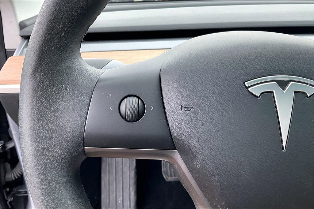 Used 2019 Tesla Model 3 Long Range image 18