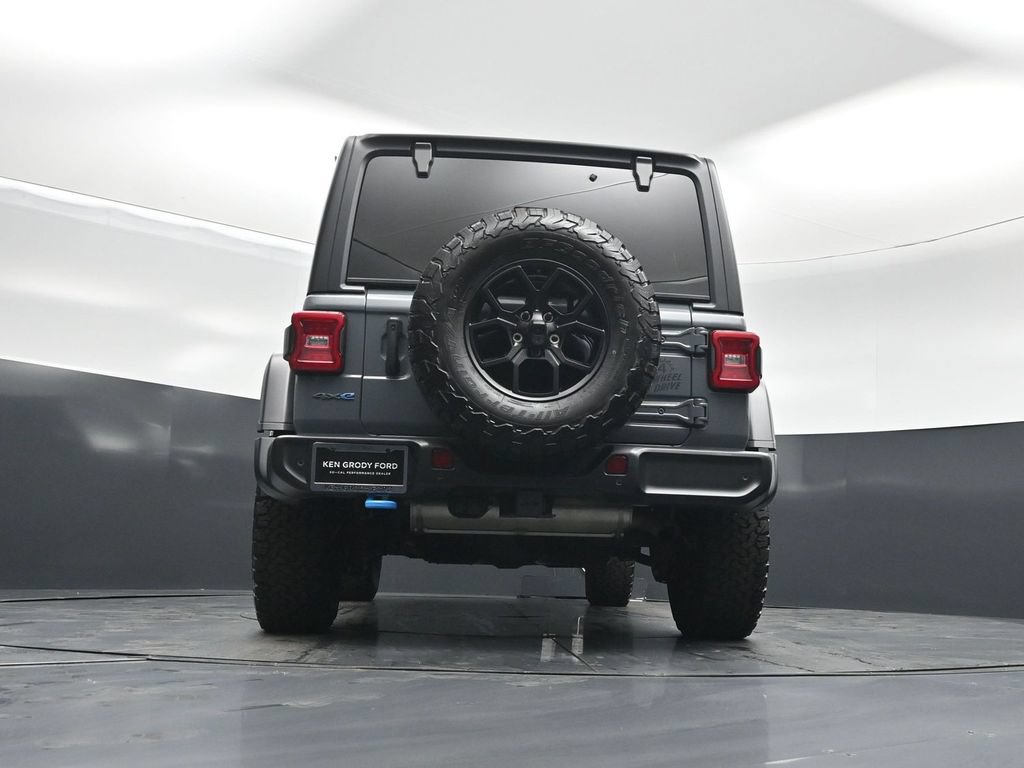 Used 2024 Jeep Wrangler Unlimited AWD/4WD image 49