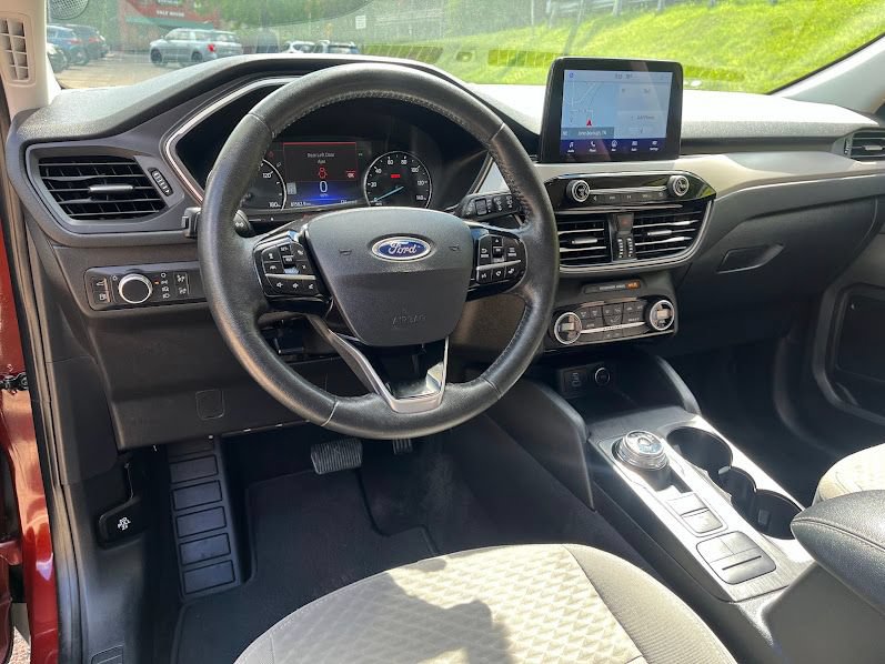 Used 2021 Ford Escape SE w/ Convenience Package FWD image 10