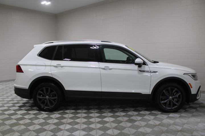 Used 2024 Volkswagen Tiguan Wolfsburg Edition image 11