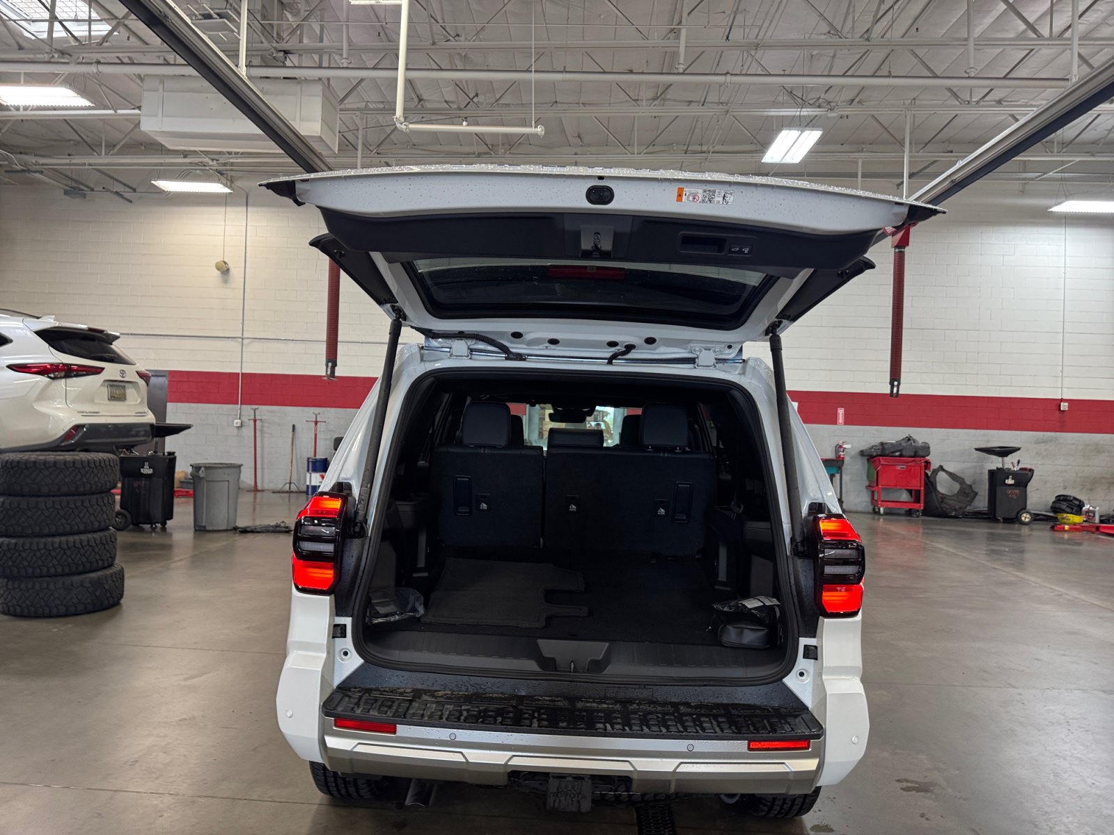Certified 2026 Toyota 4Runner Limited AWD/4WD image 34