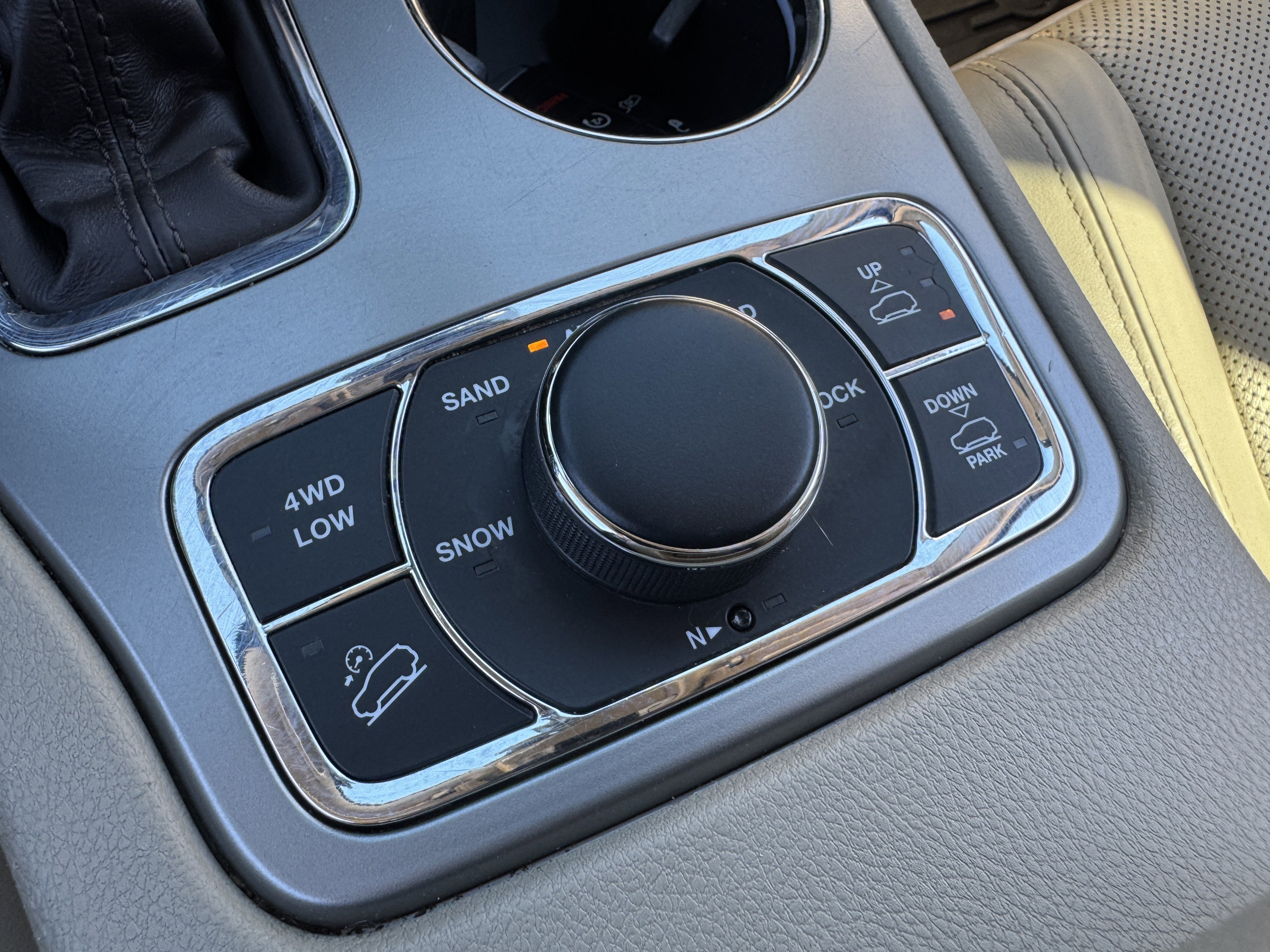 Used 2021 Jeep Grand Cherokee Overland image 30