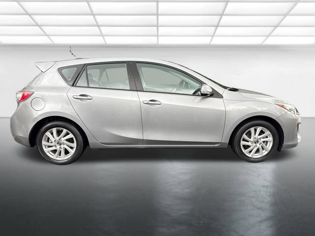 Used 2013 MAZDA MAZDA3 i Grand Touring w/ Tech Pkg FWD image 6