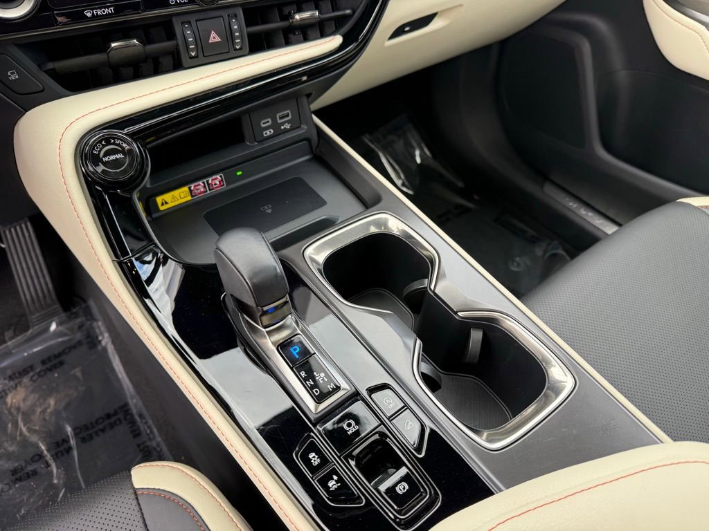 Used 2024 Lexus NX 350 AWD w/ Premium Package image 13