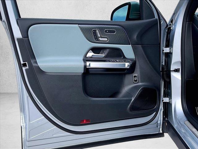 Used 2026 Mercedes-Benz GLB 250 image 18