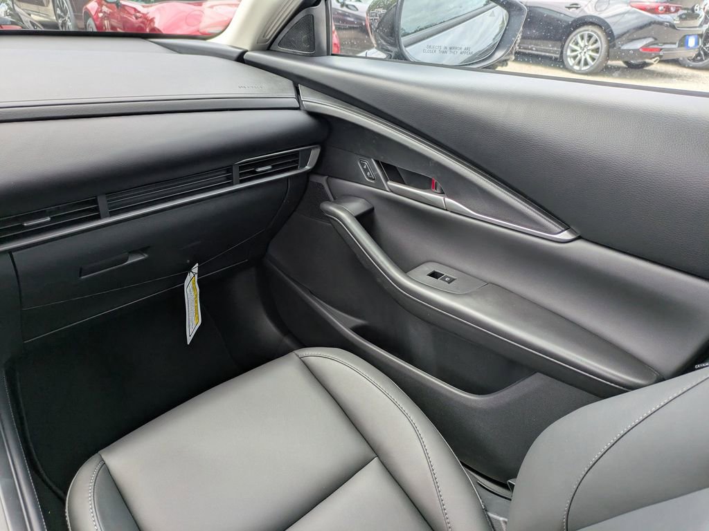 New 2026 MAZDA CX-30 AWD 2.5 S w/ Select Sport Pkg image 17