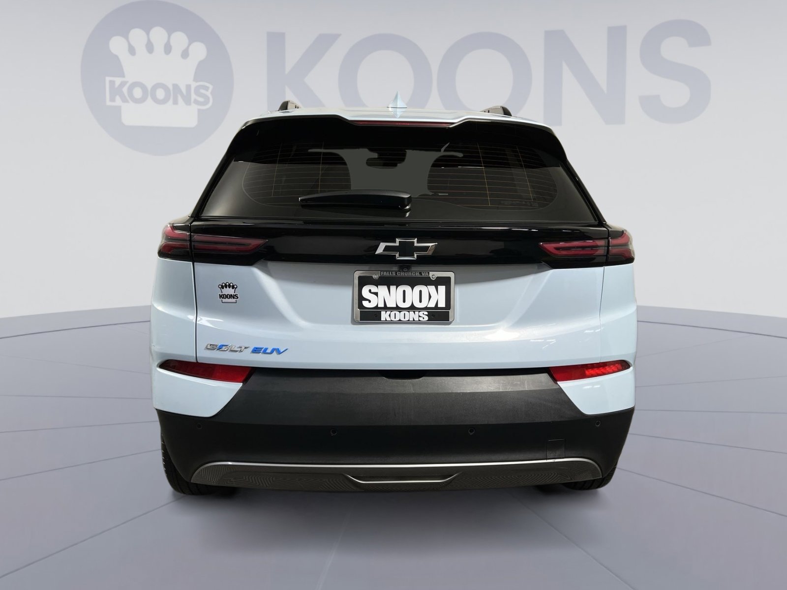 Used 2023 Chevrolet Bolt EUV LT w/ Convenience Package image 5