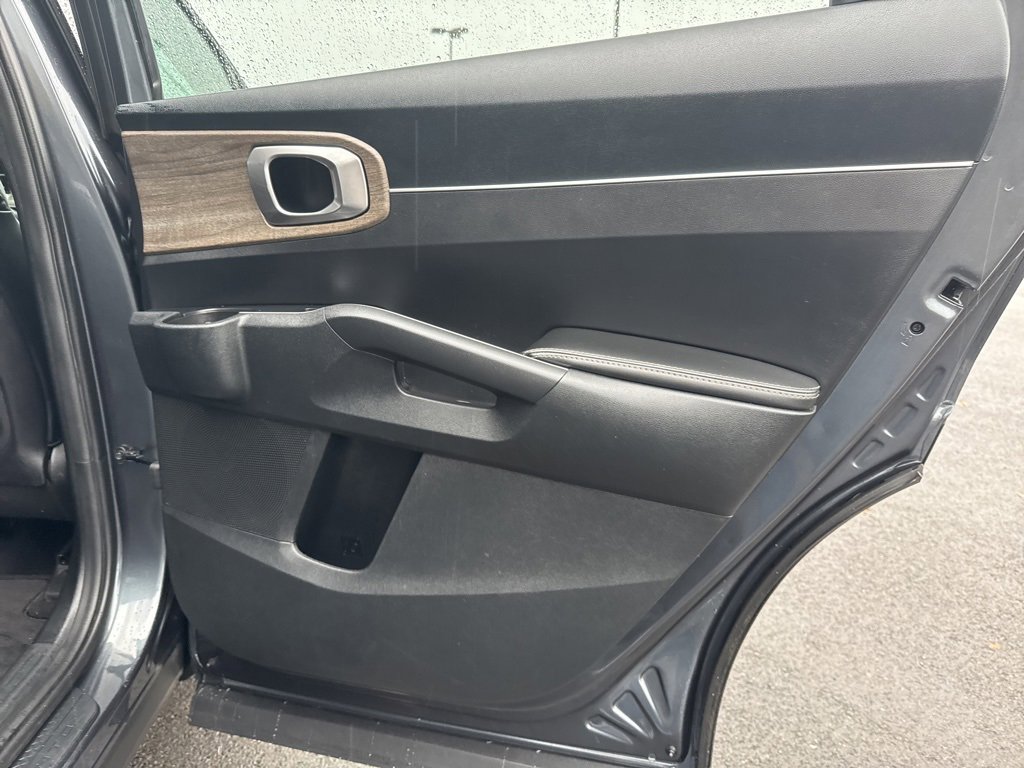 Used 2022 Kia Sorento X-Line EX image 23