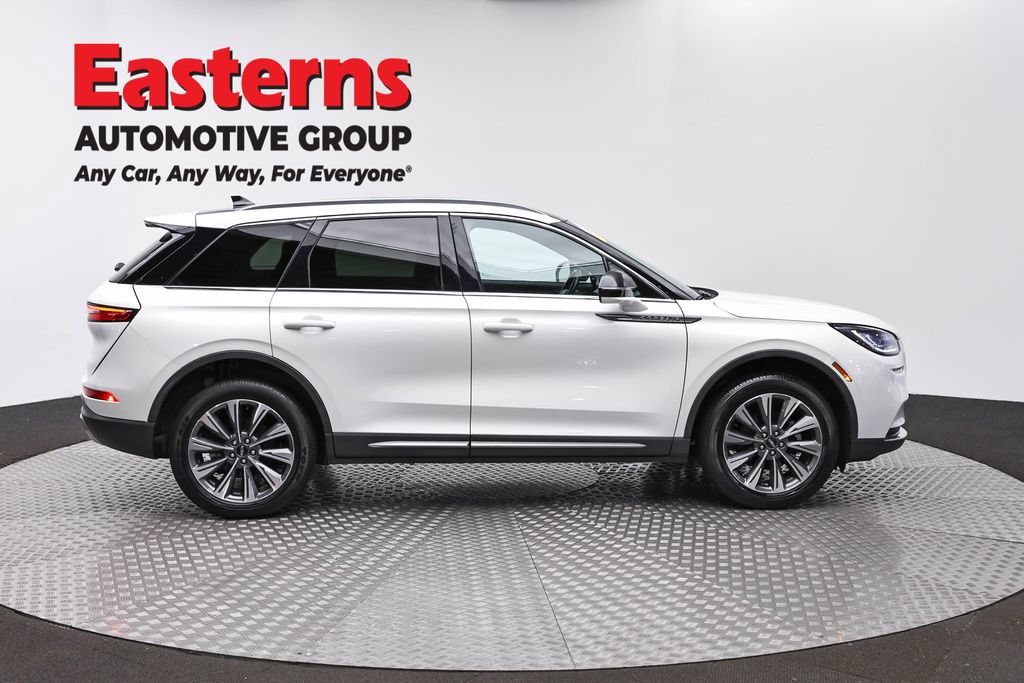 Used 2022 Lincoln Corsair Reserve w/ Elements Package AWD/4WD image 4