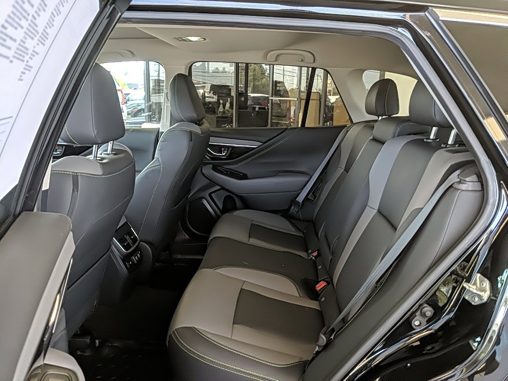 Used 2020 Subaru Outback Onyx Edition XT w/ Popular Package #2 image 12