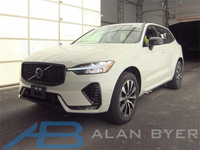 Used 2025 Volvo XC60 B5 Plus