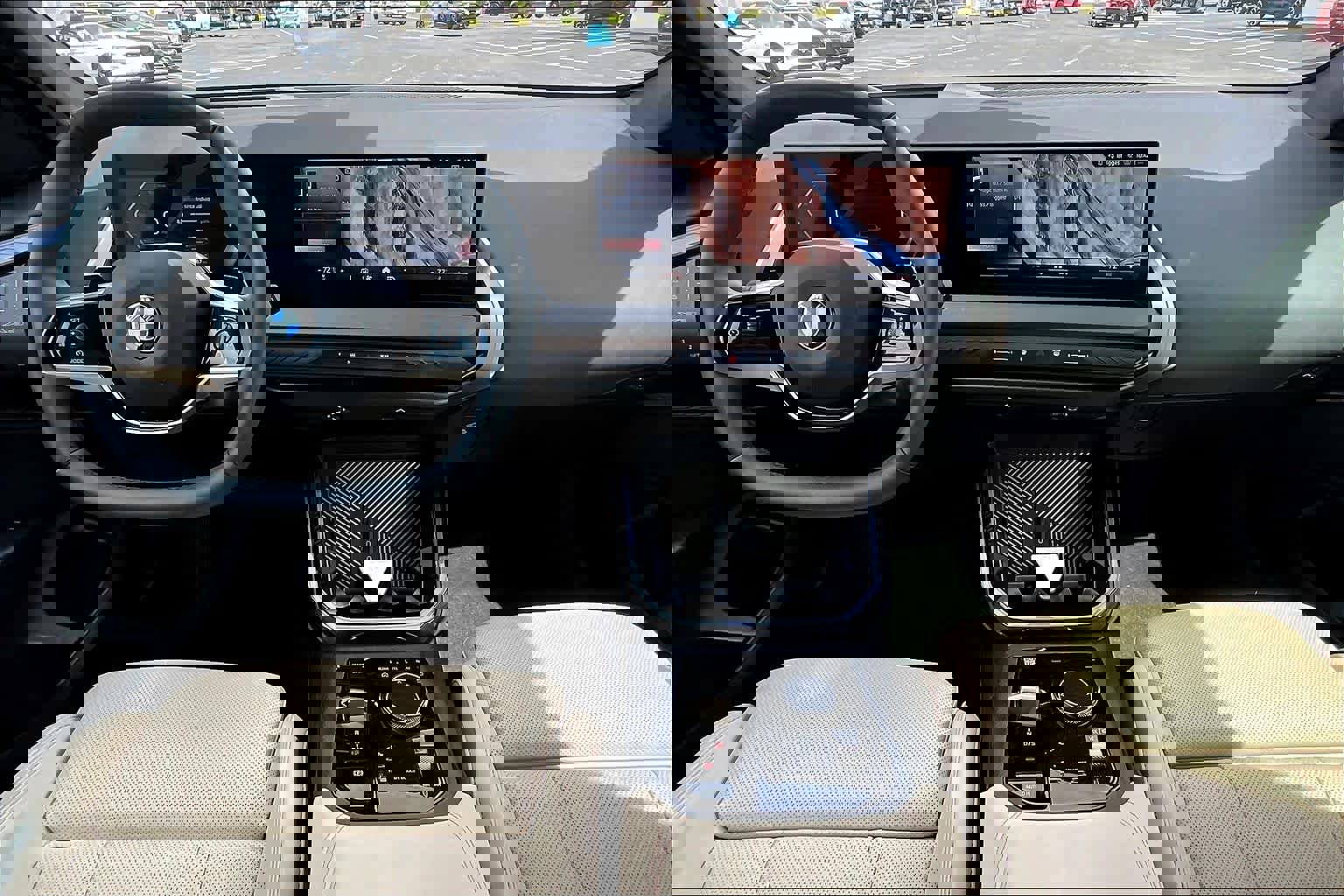 Used 2025 BMW X3 xDrive30i image 15