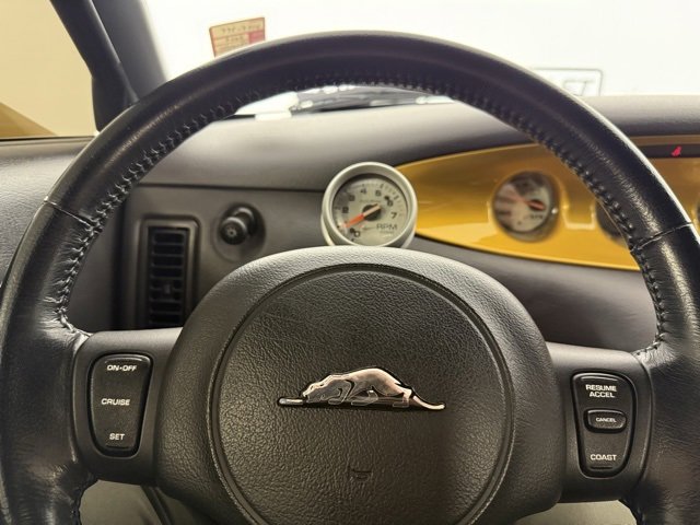 Used 2002 Chrysler Prowler image 20