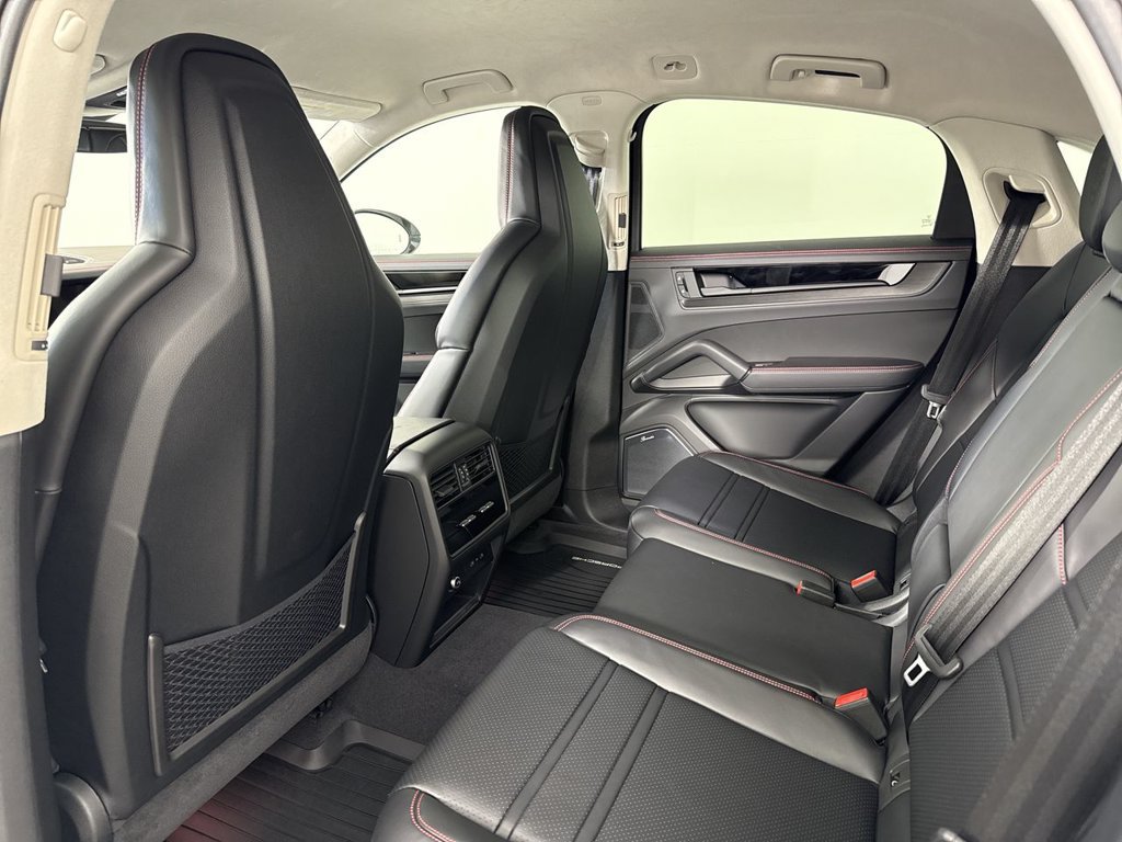New 2026 Porsche Cayenne Turbo GT AWD/4WD image 26