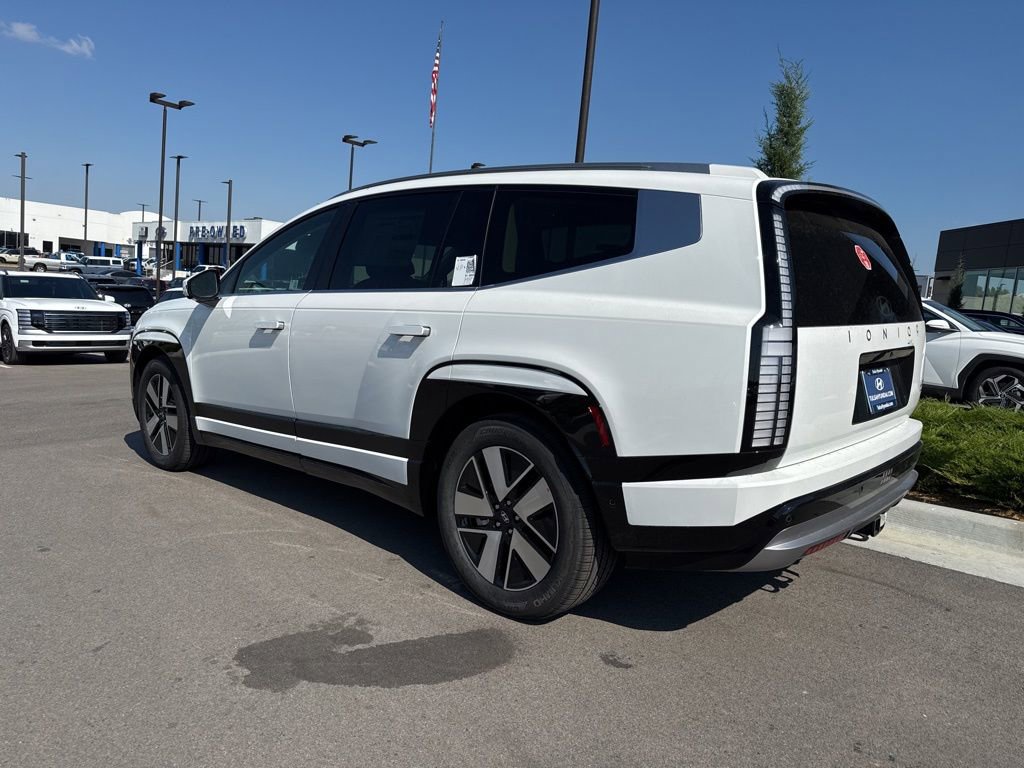 New 2026 Hyundai Ioniq 9 SEL image 5