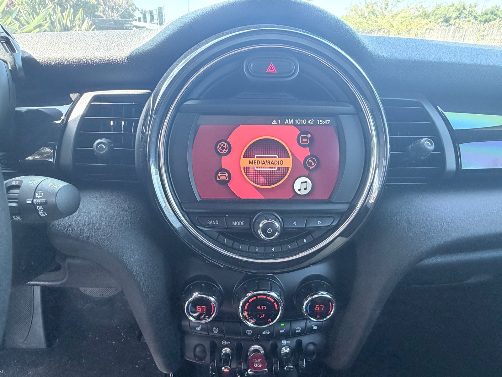 Used 2019 MINI Cooper 4-Door Hardtop FWD image 13