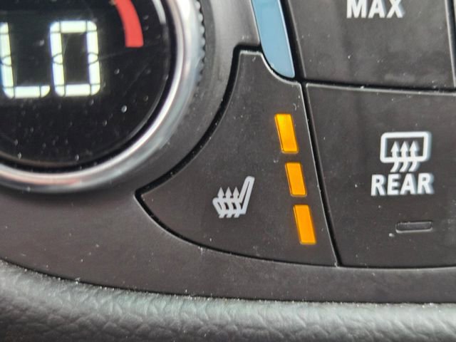 Used 2021 Chevrolet Equinox LT w/ Driver Convenience Package image 23